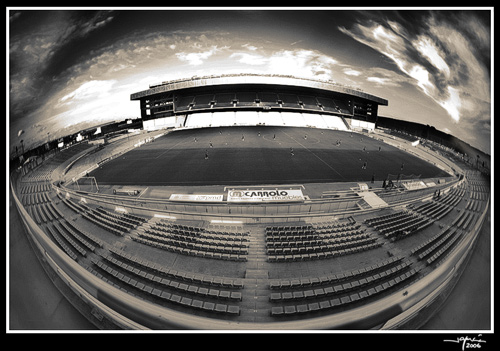 Vista Interior 2 del Estadio - jgarcía © 2006 -