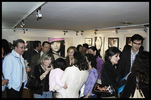 Inauguración de cArAs & vIsTAs - nacho espino © 2006 -