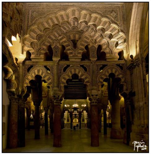 Paseo por la Mezquita 2 · garcía-gálvez © 2008 ·