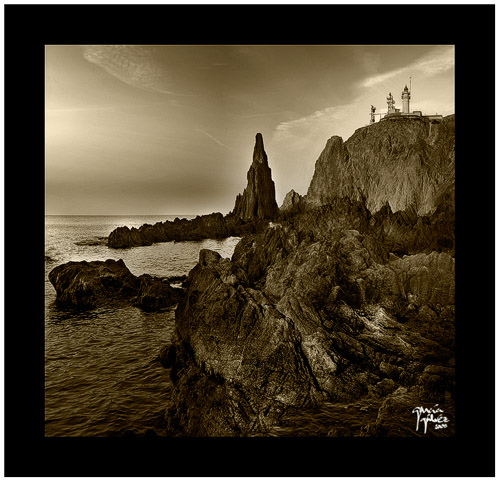 Las Sirenas y el Faro · garcía-gálvez © 2008 ·