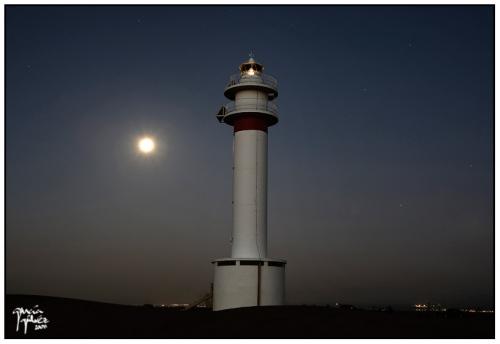 Amanecer en el Faro de Punta del Fangar · garcía-gálvez © 2008 ·