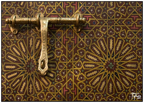 Cerrojo de armario marroquí con colores potenciados· garcía-gálvez © 2008 ·