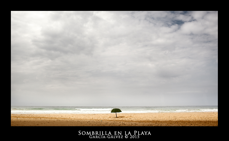 Sombrilla en la Playa · García-Gálvez © 2015 ·