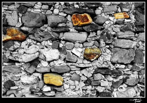 Otras Piedras en el Muro - jgarcía © 2006 -